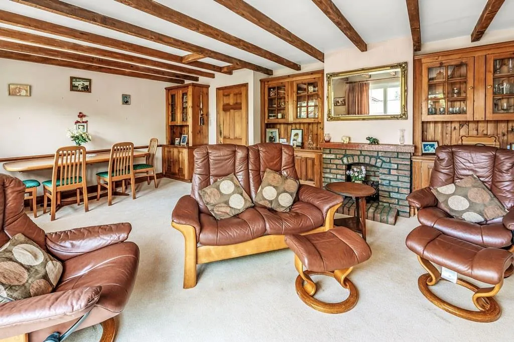 Warenne Road, Fetcham, KT22, photo 4