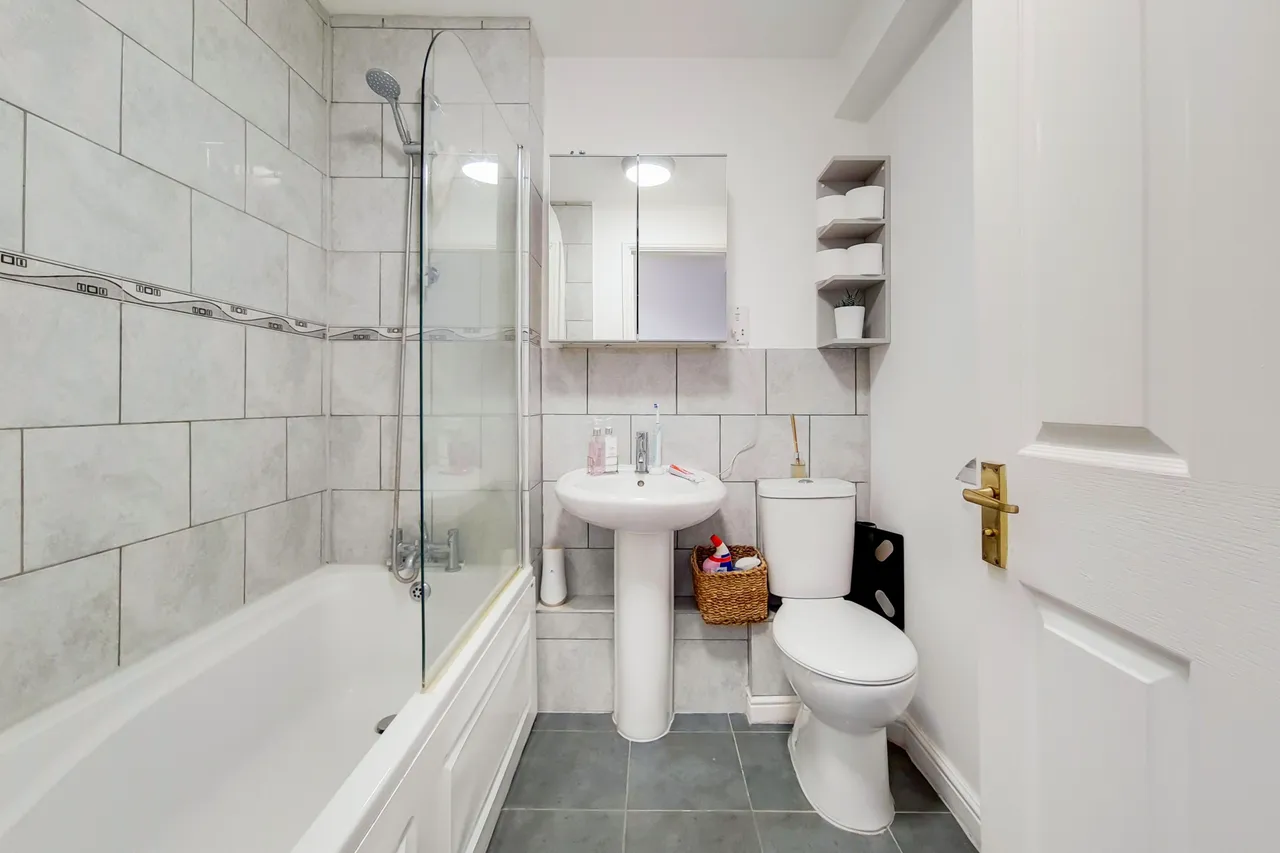 1 Lock Keepers Heights, 117 Brunswick Quay, London, photo 10