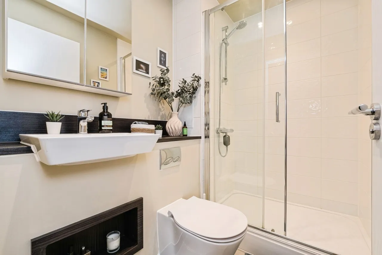 Upton Gardens, Upton Park, E13, photo 9