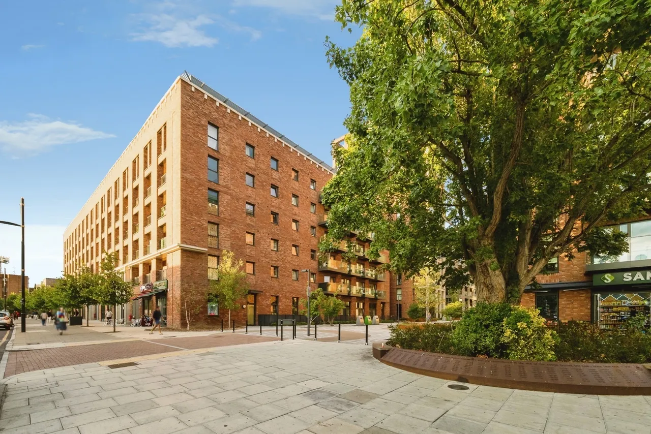 Upton Gardens, Upton Park, E13, photo 4