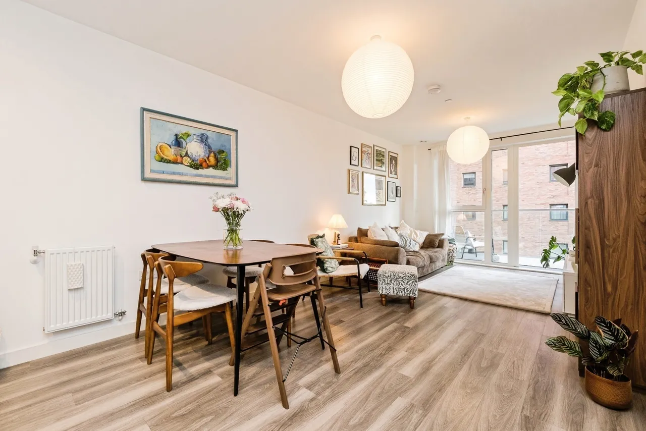 Upton Gardens, Upton Park, E13, photo 5