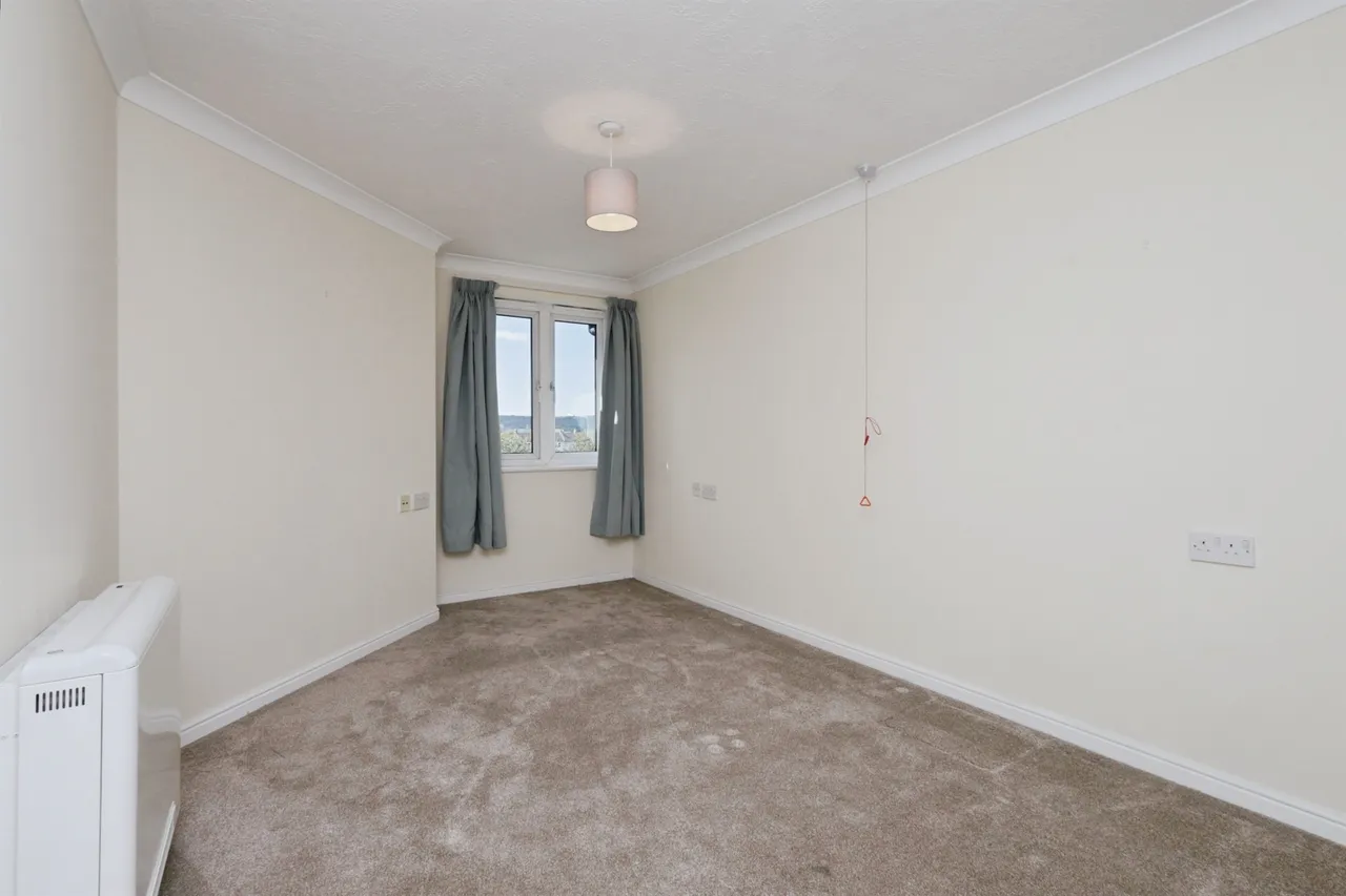 Whitley Road, Eastbourne, photo 6