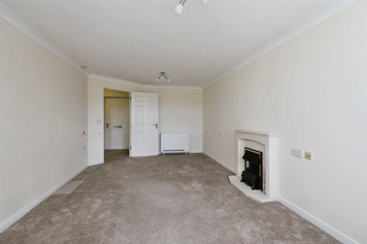 Whitley Road, Eastbourne, photo 3