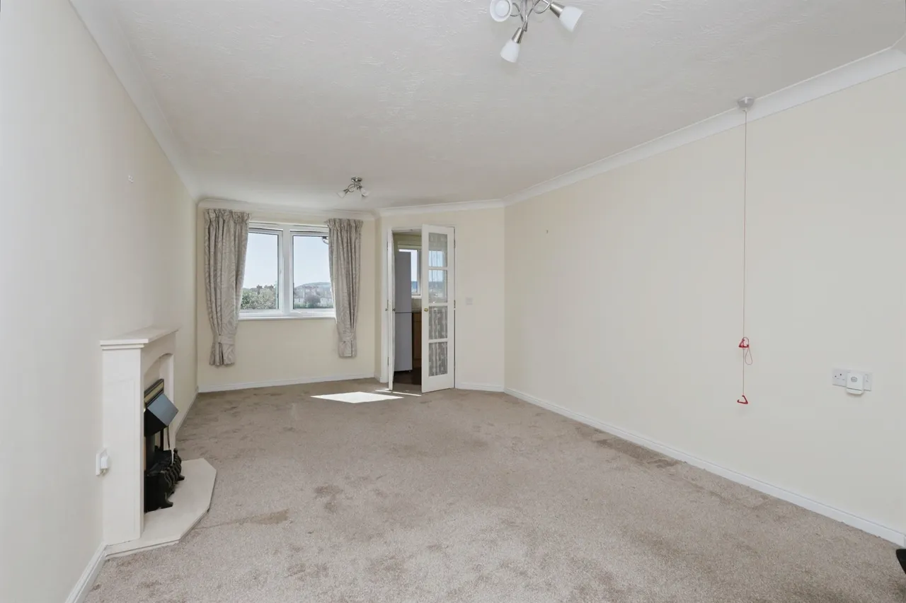 Whitley Road, Eastbourne, photo 2
