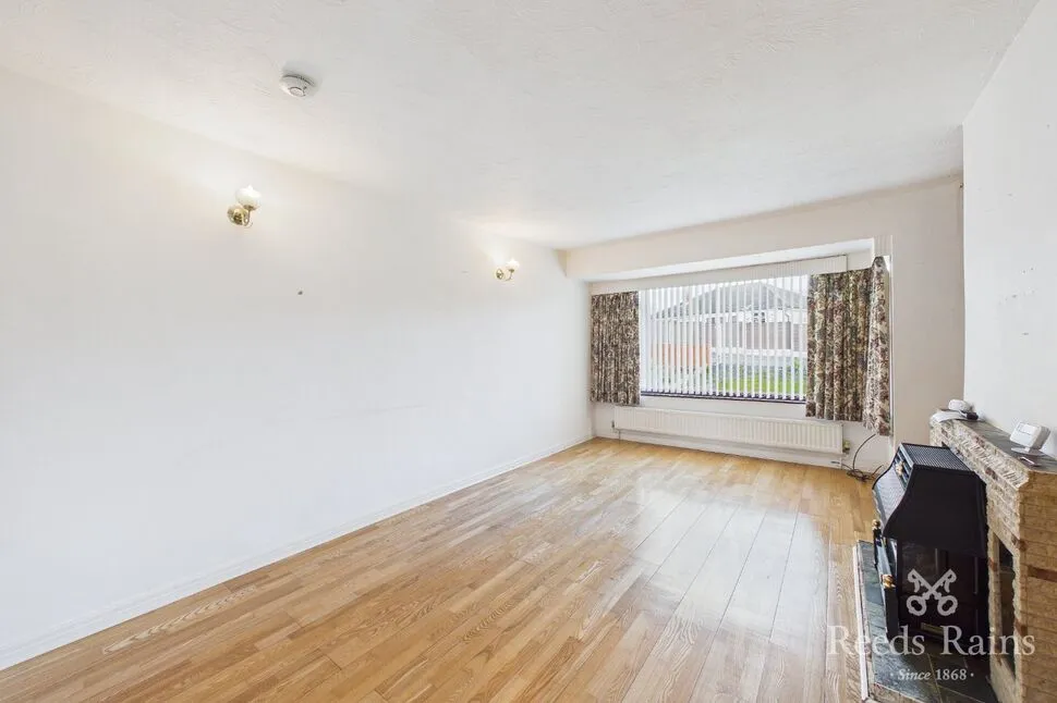 Hall Park Avenue, Crofton, West Yorkshire, WF4, photo 2