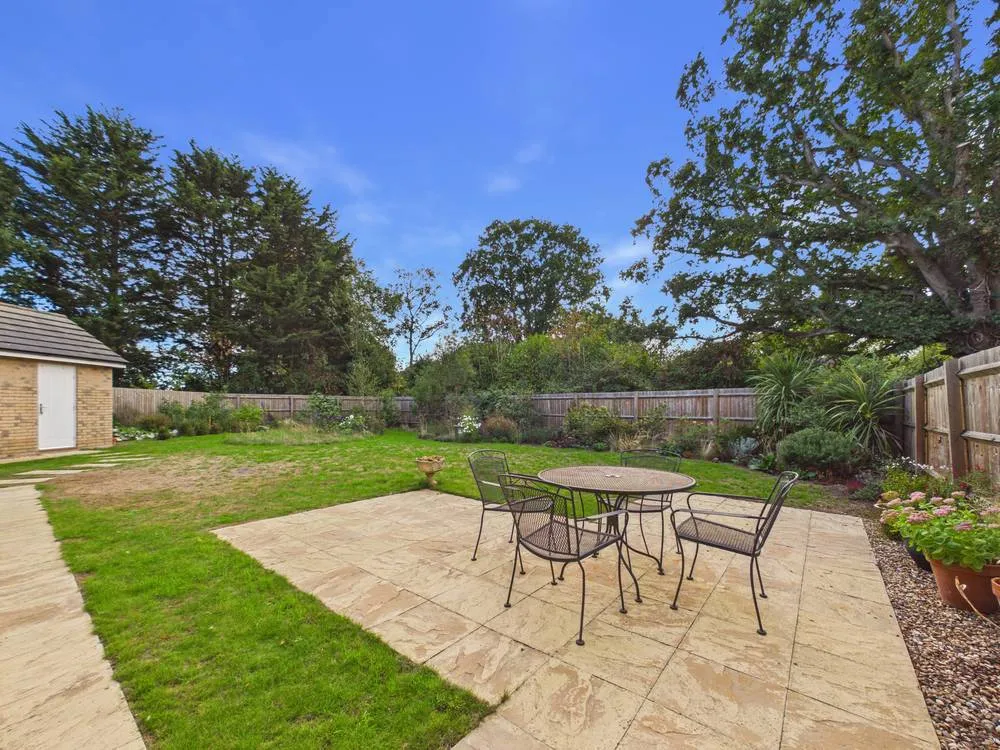 St. Andrews Close, Alresford, CO7, photo 22