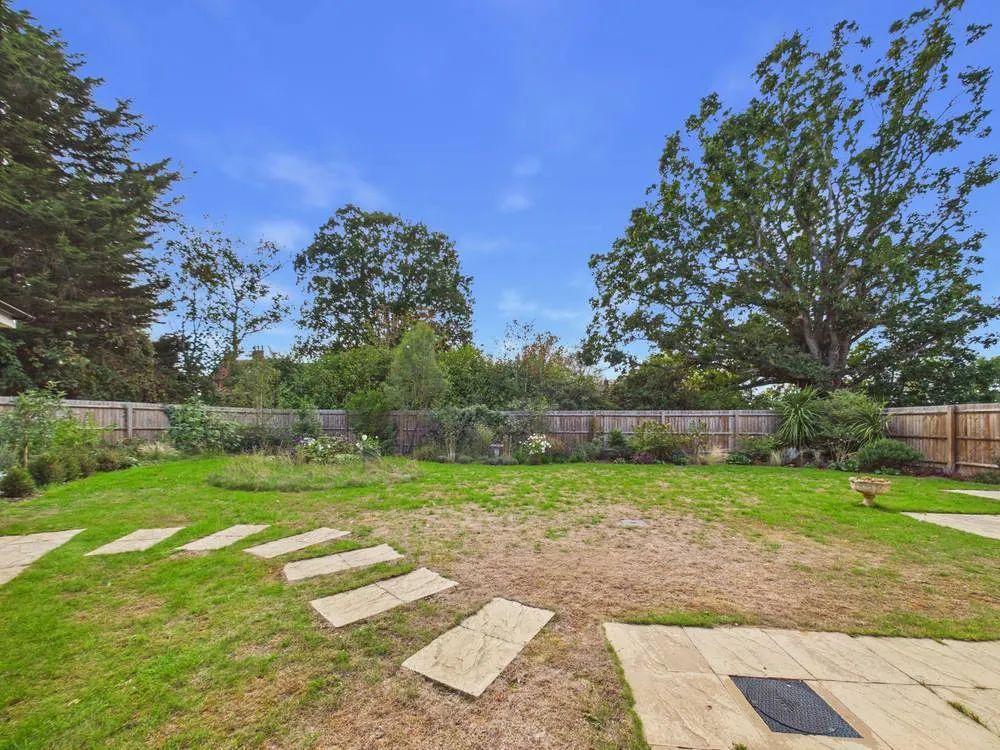 St. Andrews Close, Alresford, CO7, photo 19