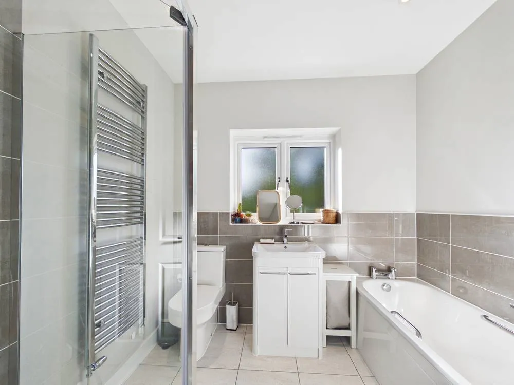 St. Andrews Close, Alresford, CO7, photo 17