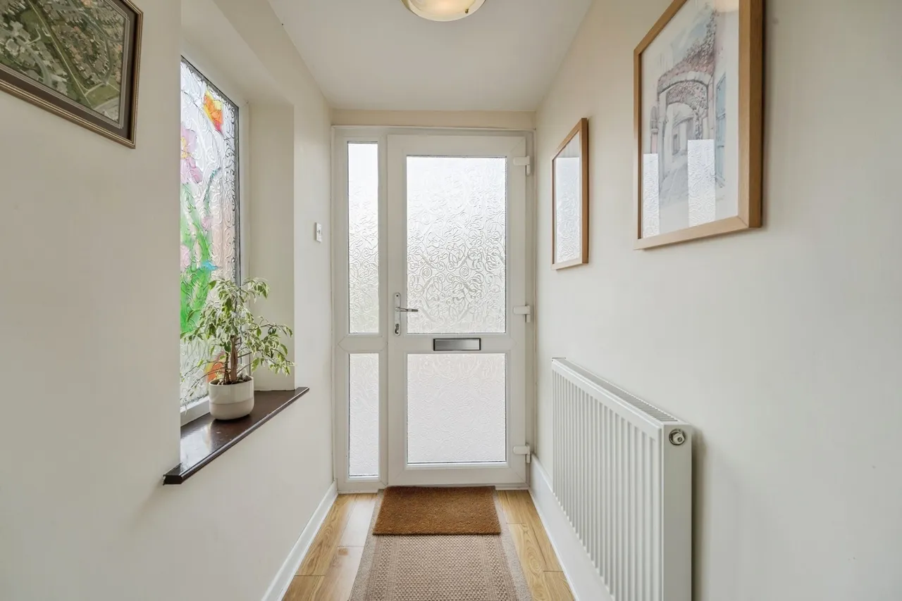 Corner Gate, Westhoughton, BL5, photo 2