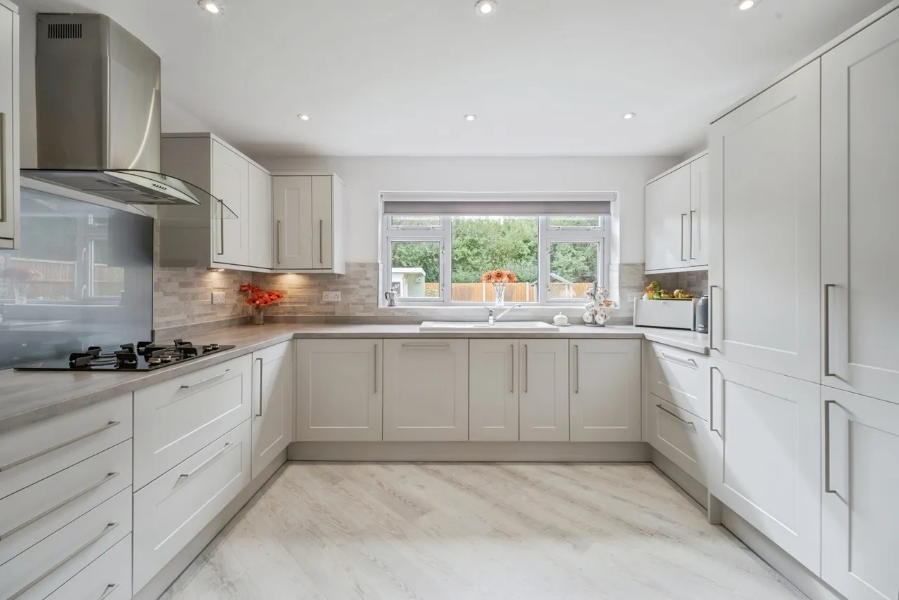 Corner Gate, Westhoughton, BL5, photo 13