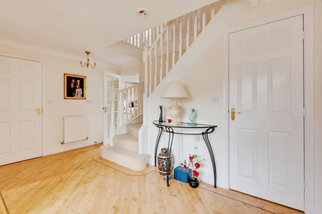Falkirk Avenue, Widnes, WA8, photo 5