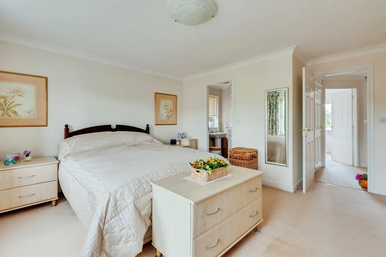 Falkirk Avenue, Widnes, WA8, photo 15