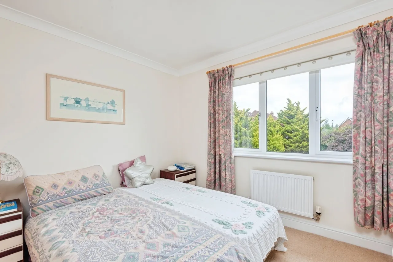 Falkirk Avenue, Widnes, WA8, photo 20