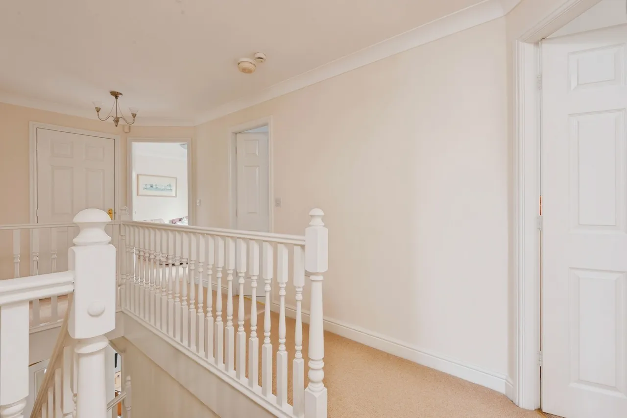 Falkirk Avenue, Widnes, WA8, photo 13