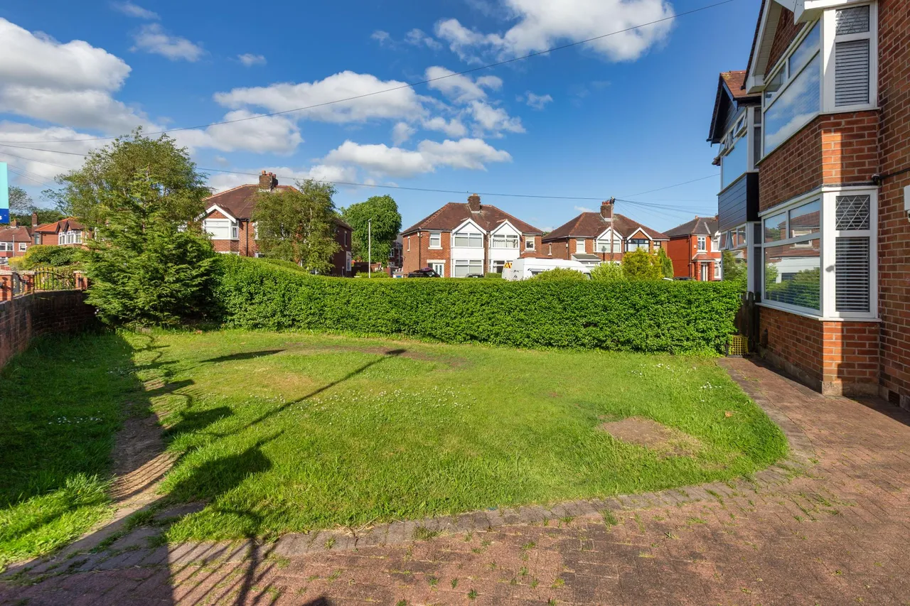 Glenluce Drive, Preston, PR1, photo 18