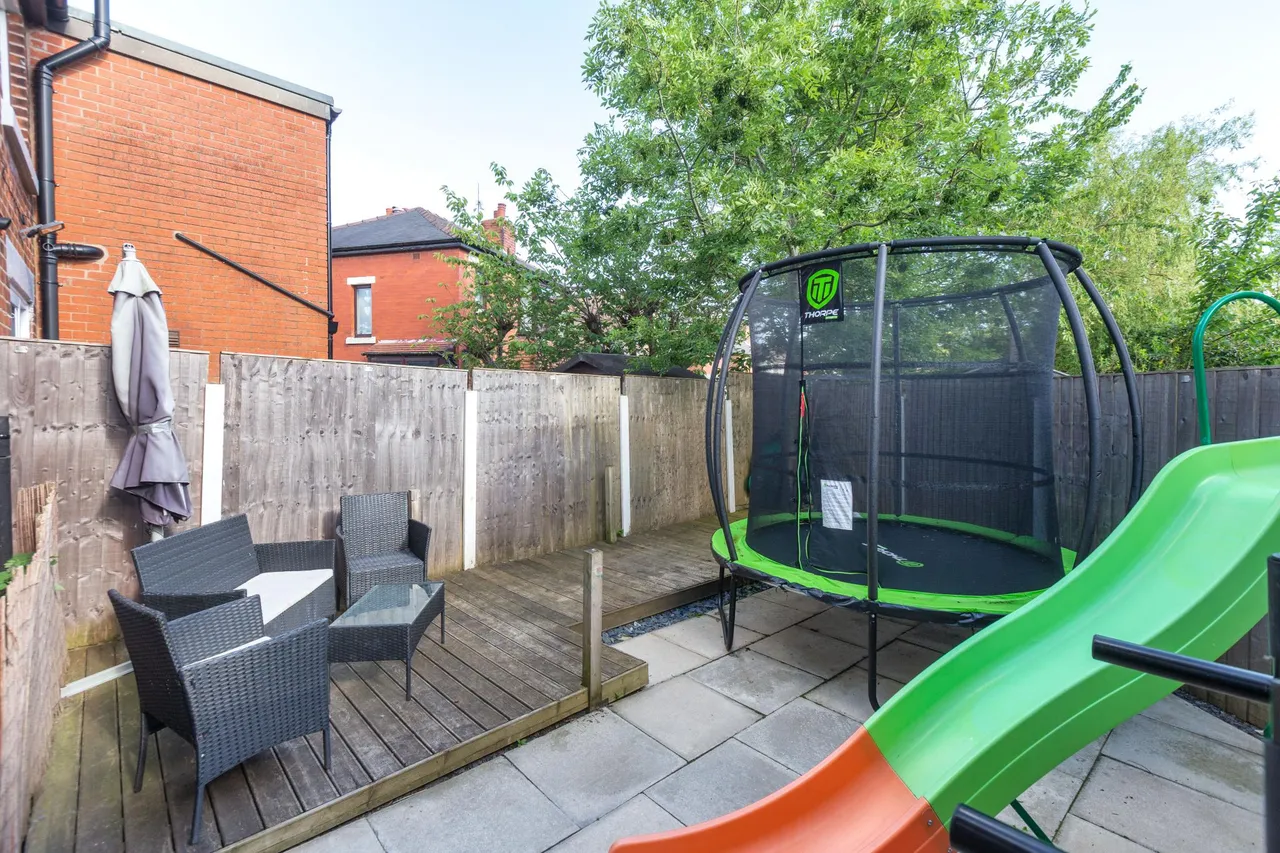 Glenluce Drive, Preston, PR1, photo 9