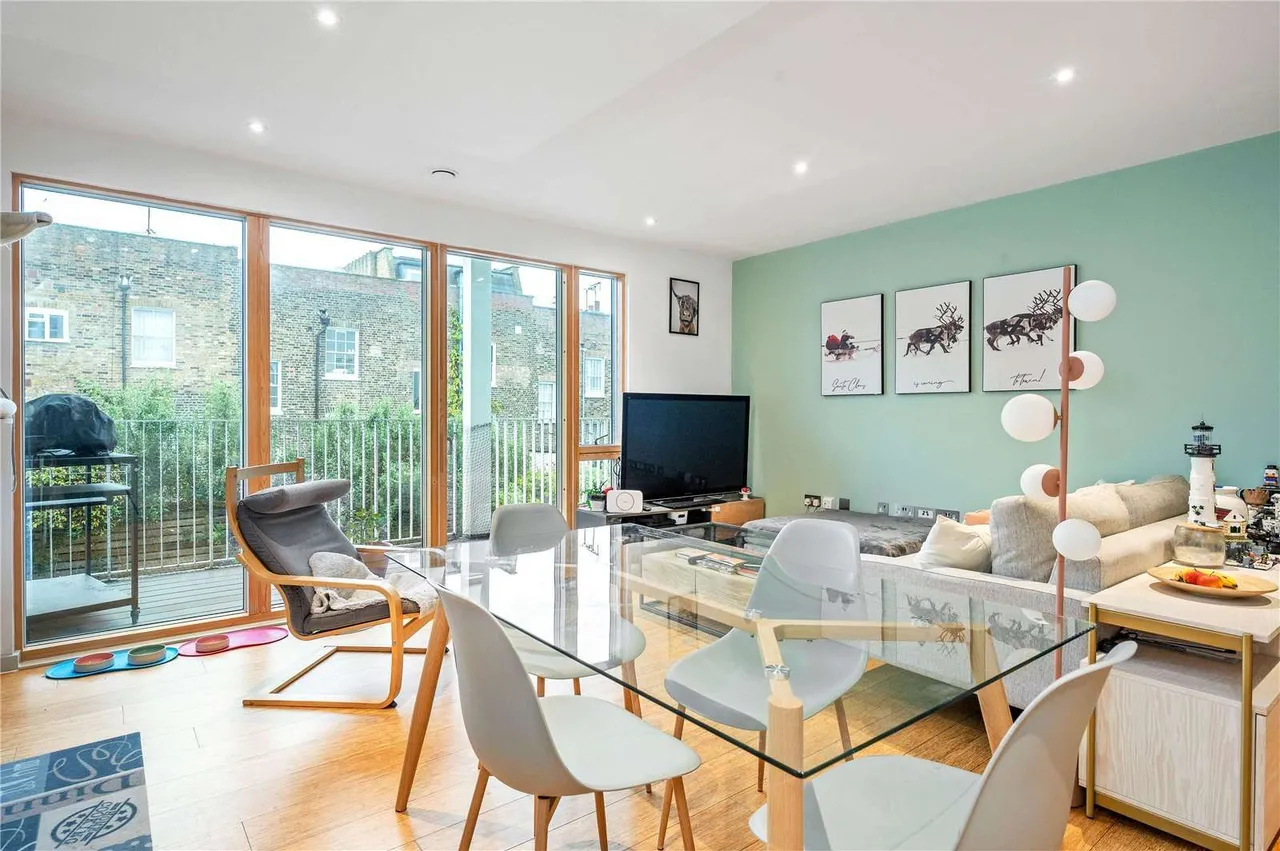 Caledonian Road, Barnsbury, N1, photo 12