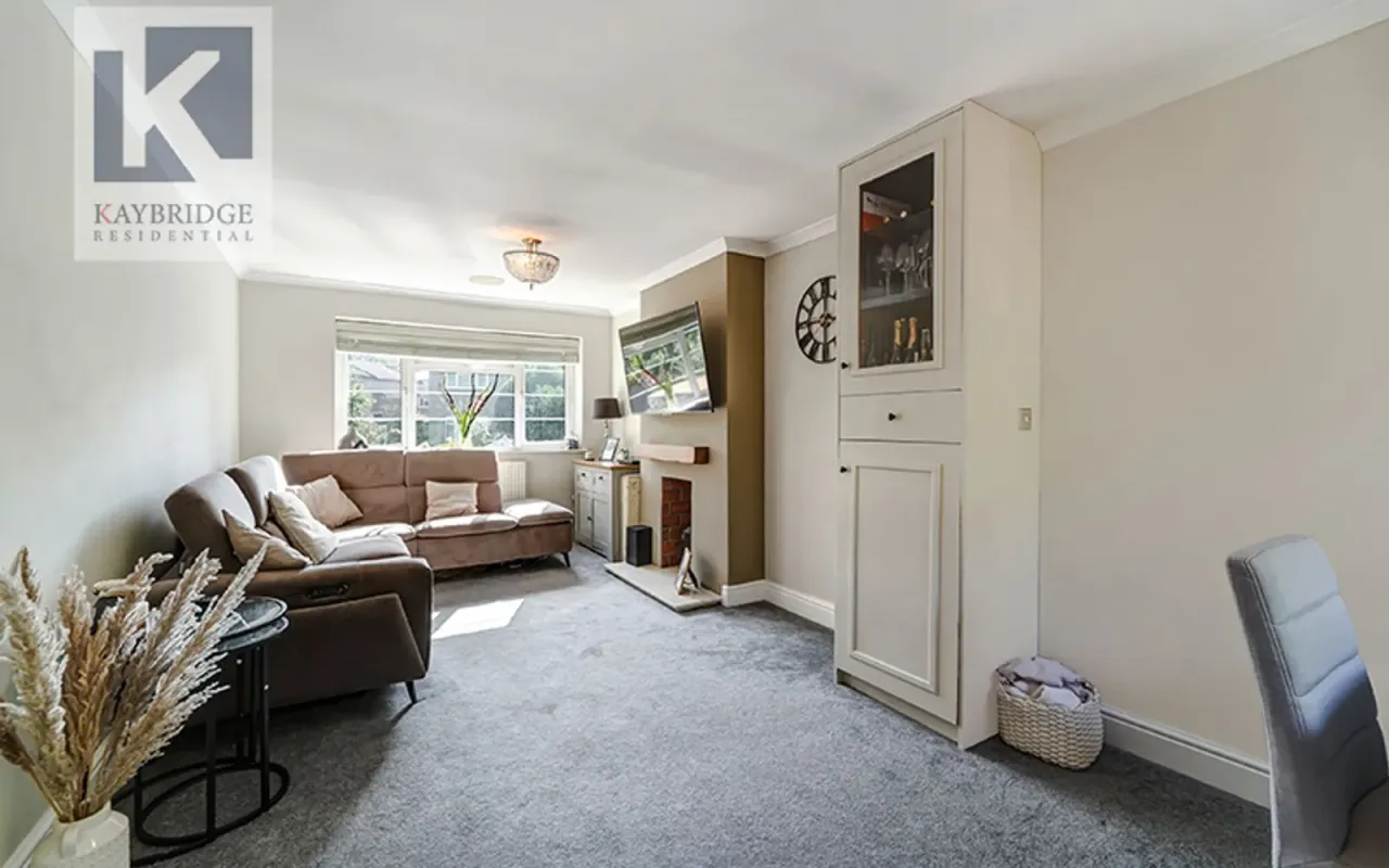 Kingston Road, Epsom, KT17, photo 4