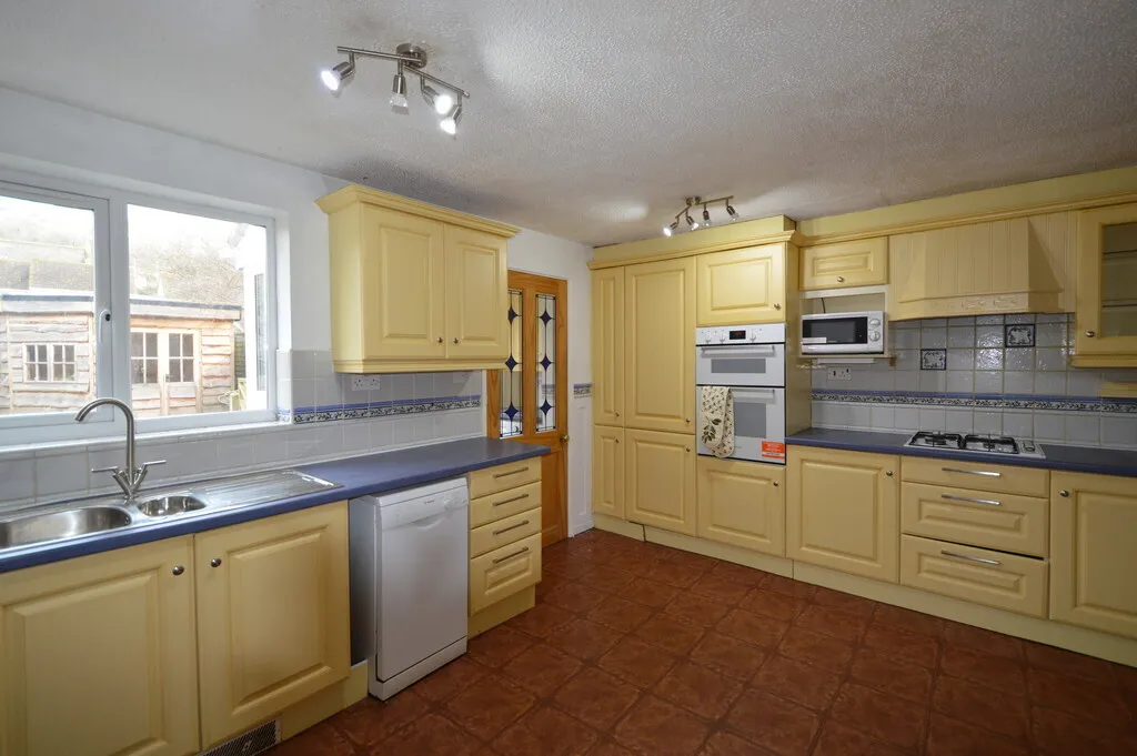 Walnut Close, Axbridge, BS26, photo 5