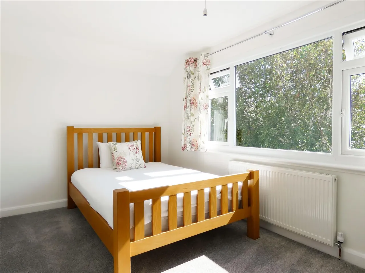 Chanctonbury Road, Rustington, photo 10