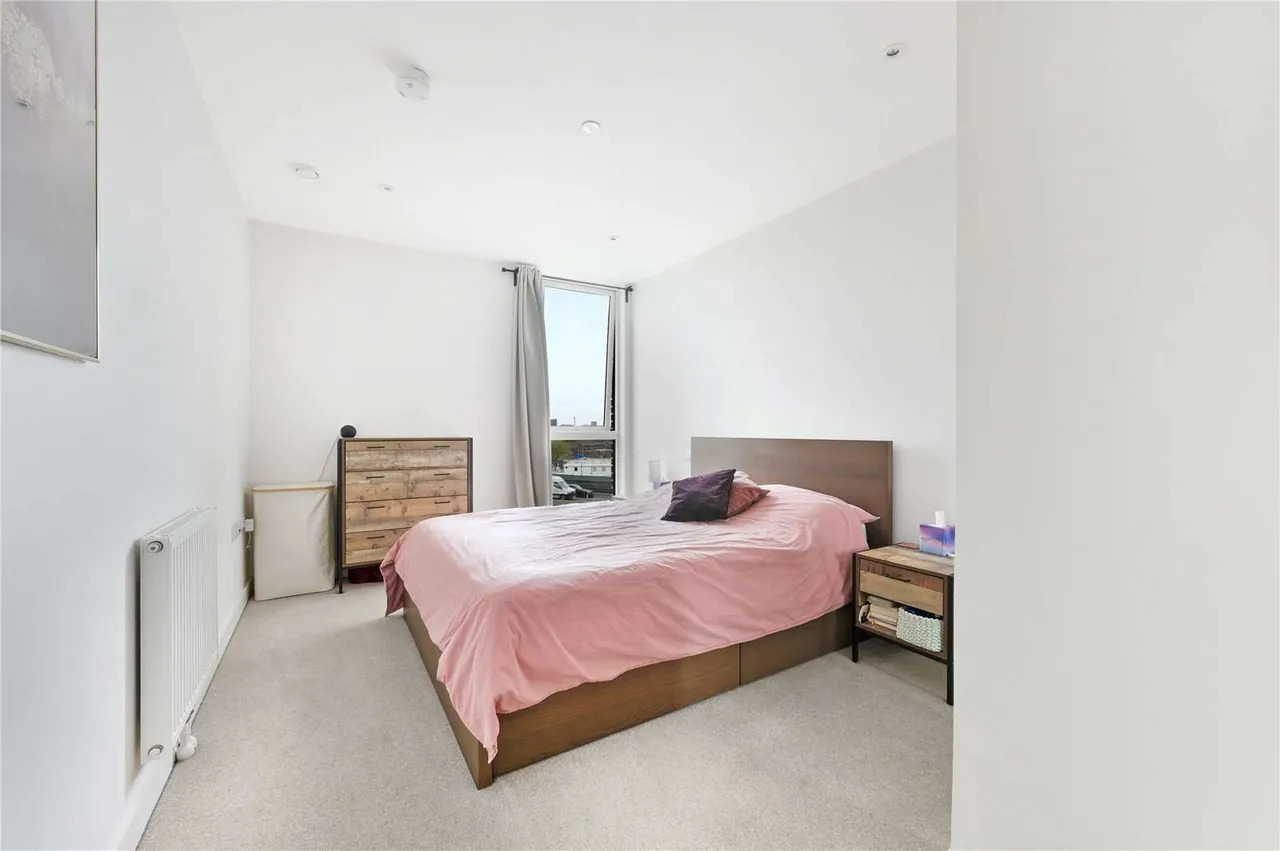 Discovery Tower, 1 Terry Spinks Place, Canning Town, London, E16 1YG, photo 9