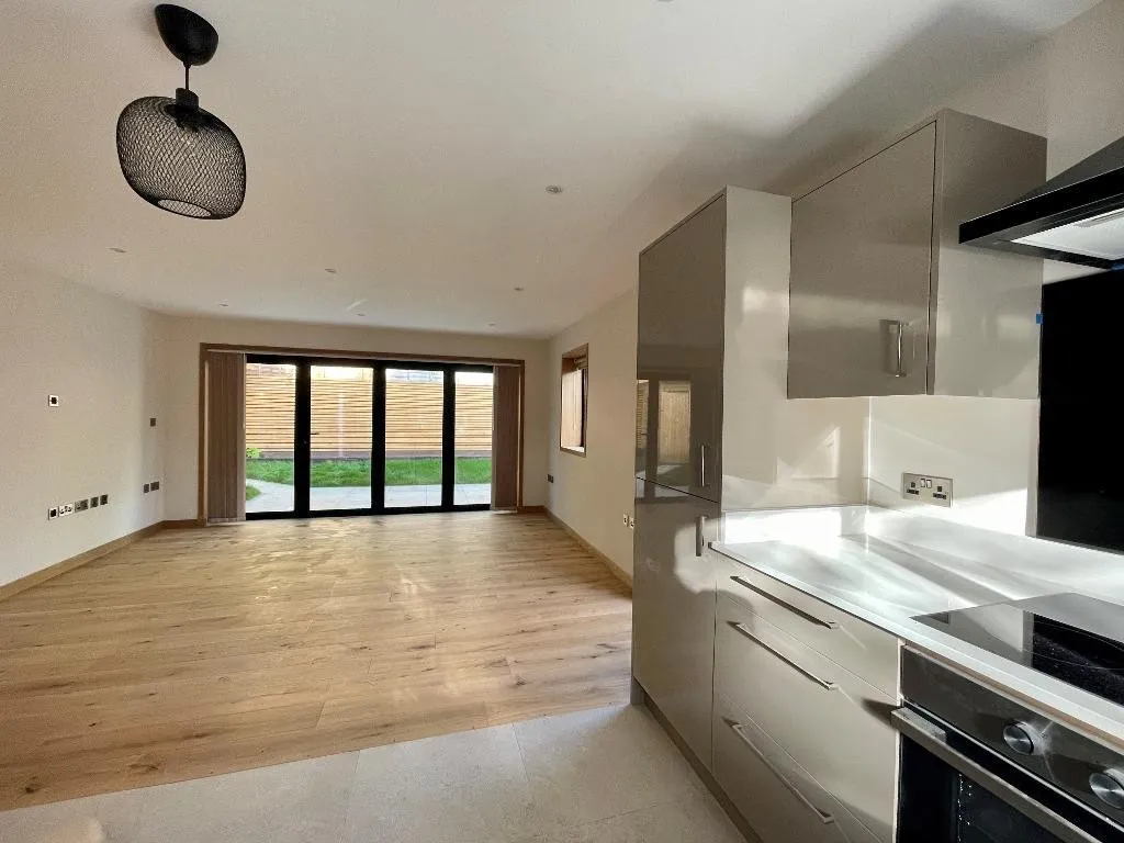 Elmfield Way, Sanderstead, photo 7