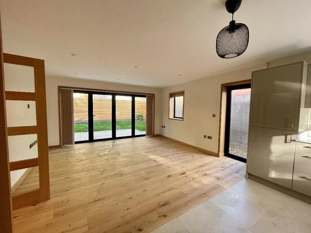 Elmfield Way, Sanderstead, photo 8