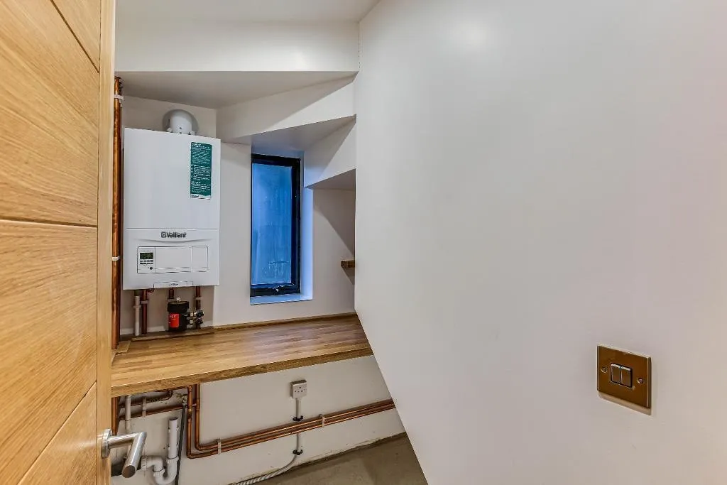 Elmfield Way, Sanderstead, photo 14