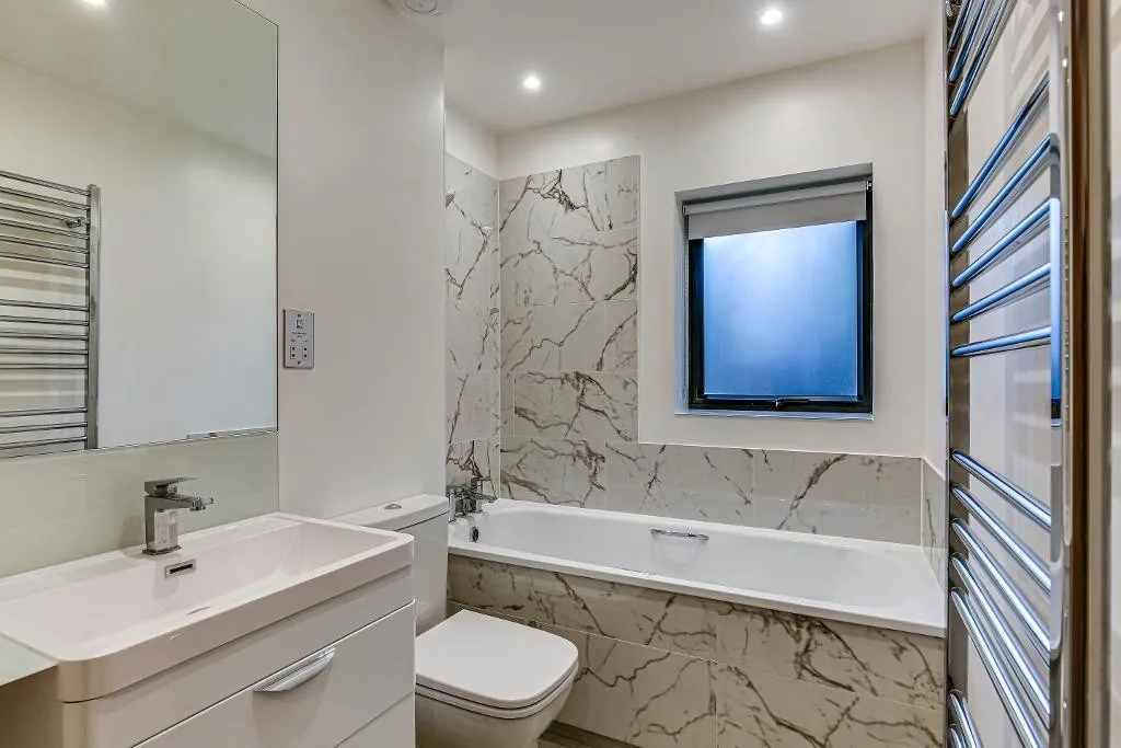 Elmfield Way, Sanderstead, photo 13