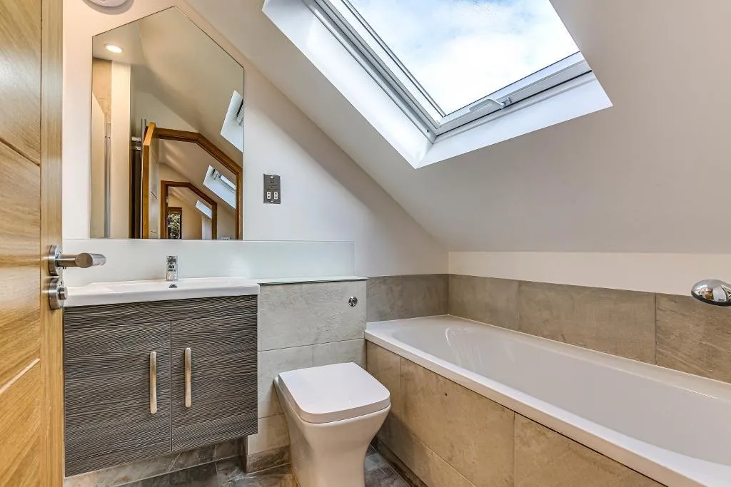 Elmfield Way, Sanderstead, photo 12