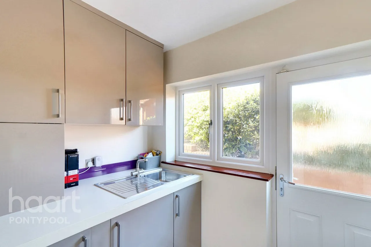 Tranch Road, Pontypool, NP4, photo 18