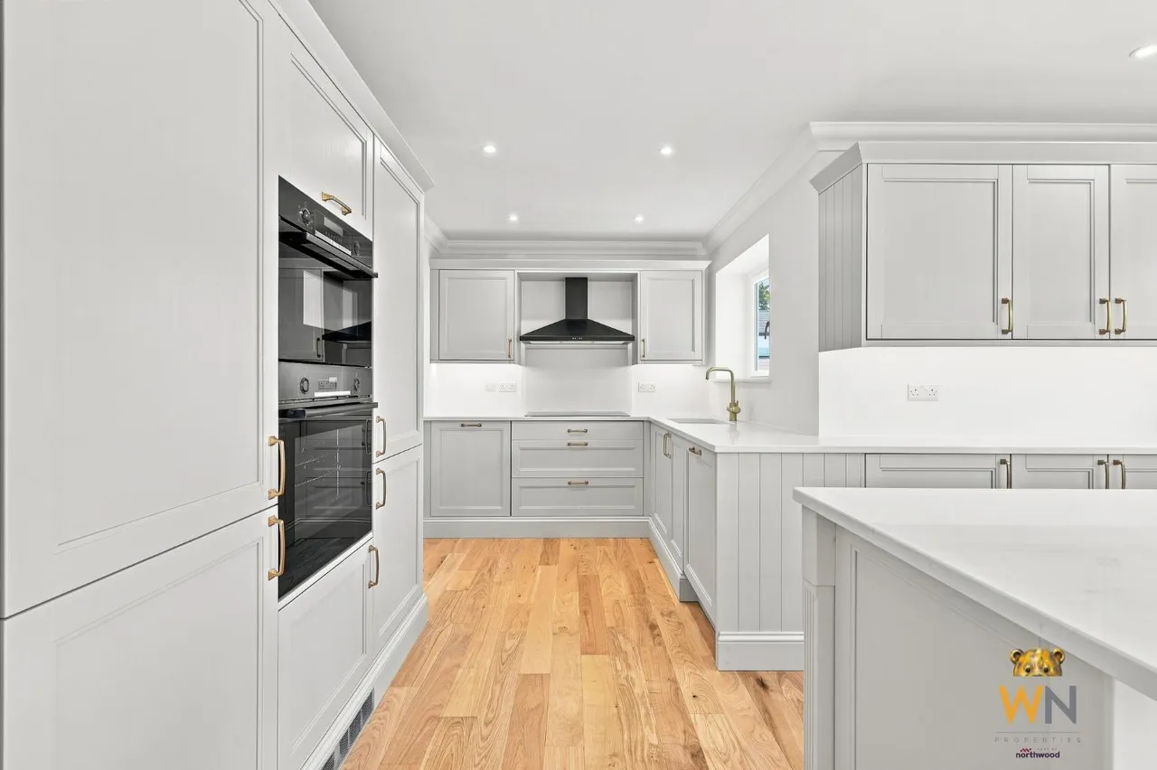 Tennyson Road, Brentwood, CM13, photo 10