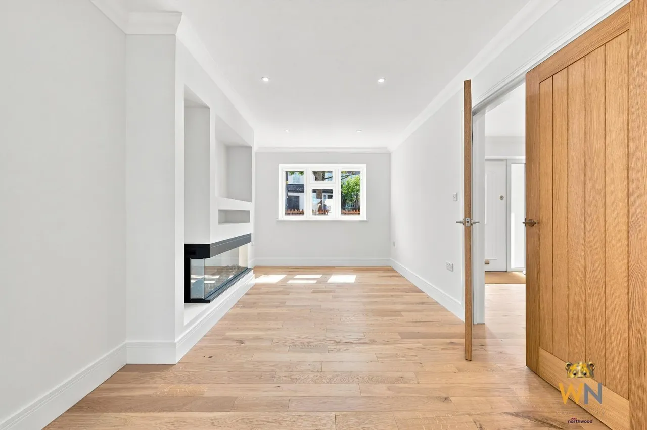 Tennyson Road, Brentwood, CM13, photo 7