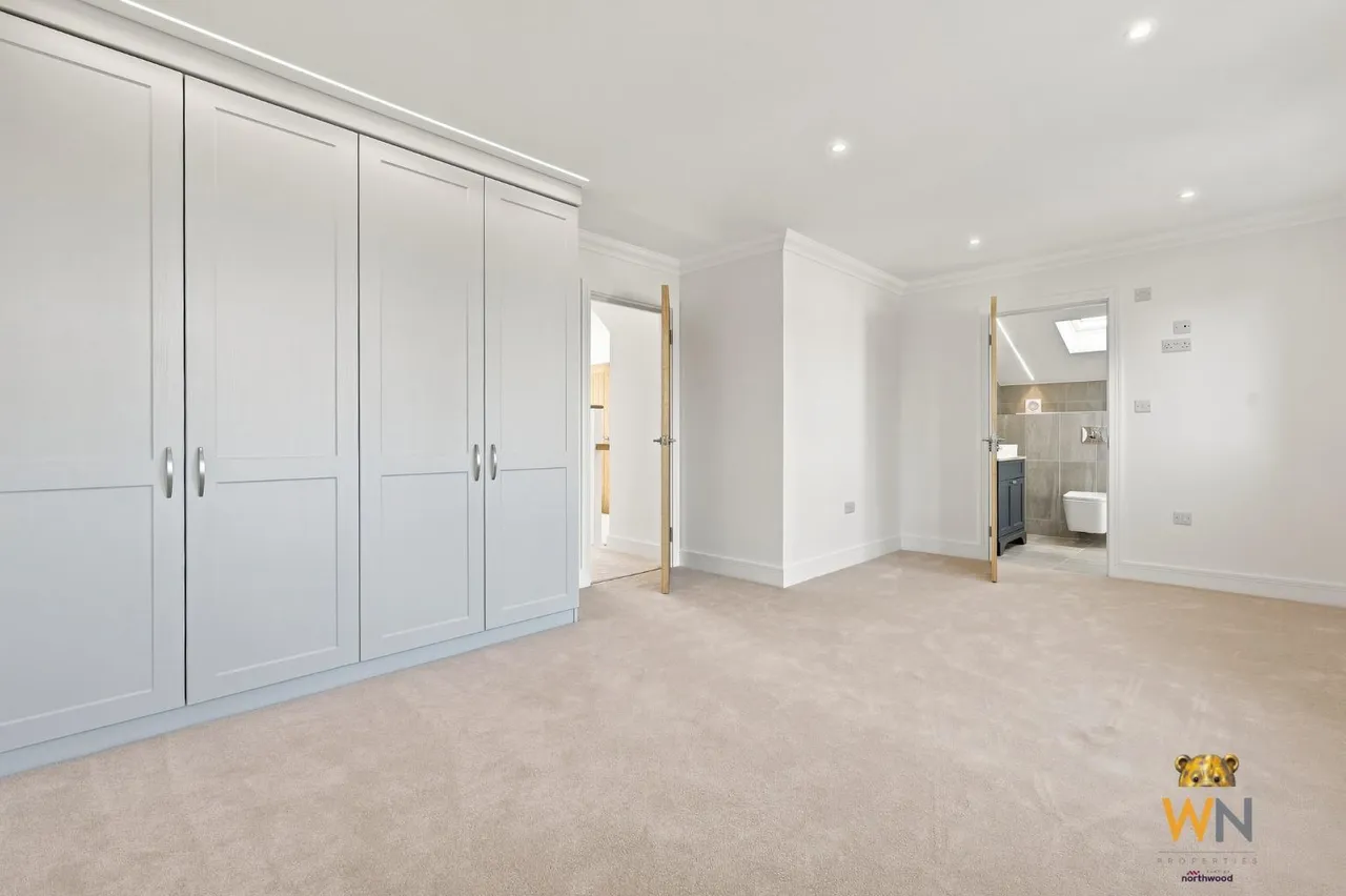 Tennyson Road, Brentwood, CM13, photo 31