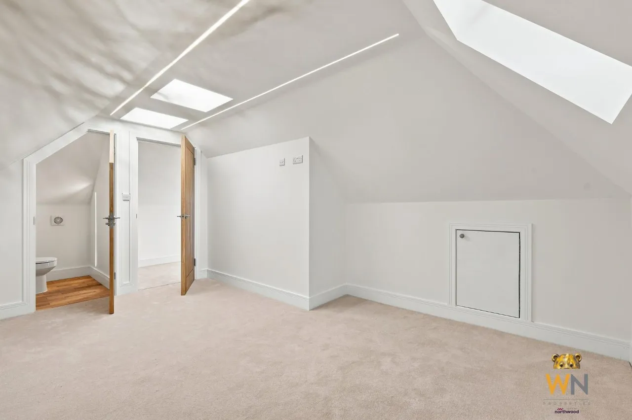 Tennyson Road, Brentwood, CM13, photo 35