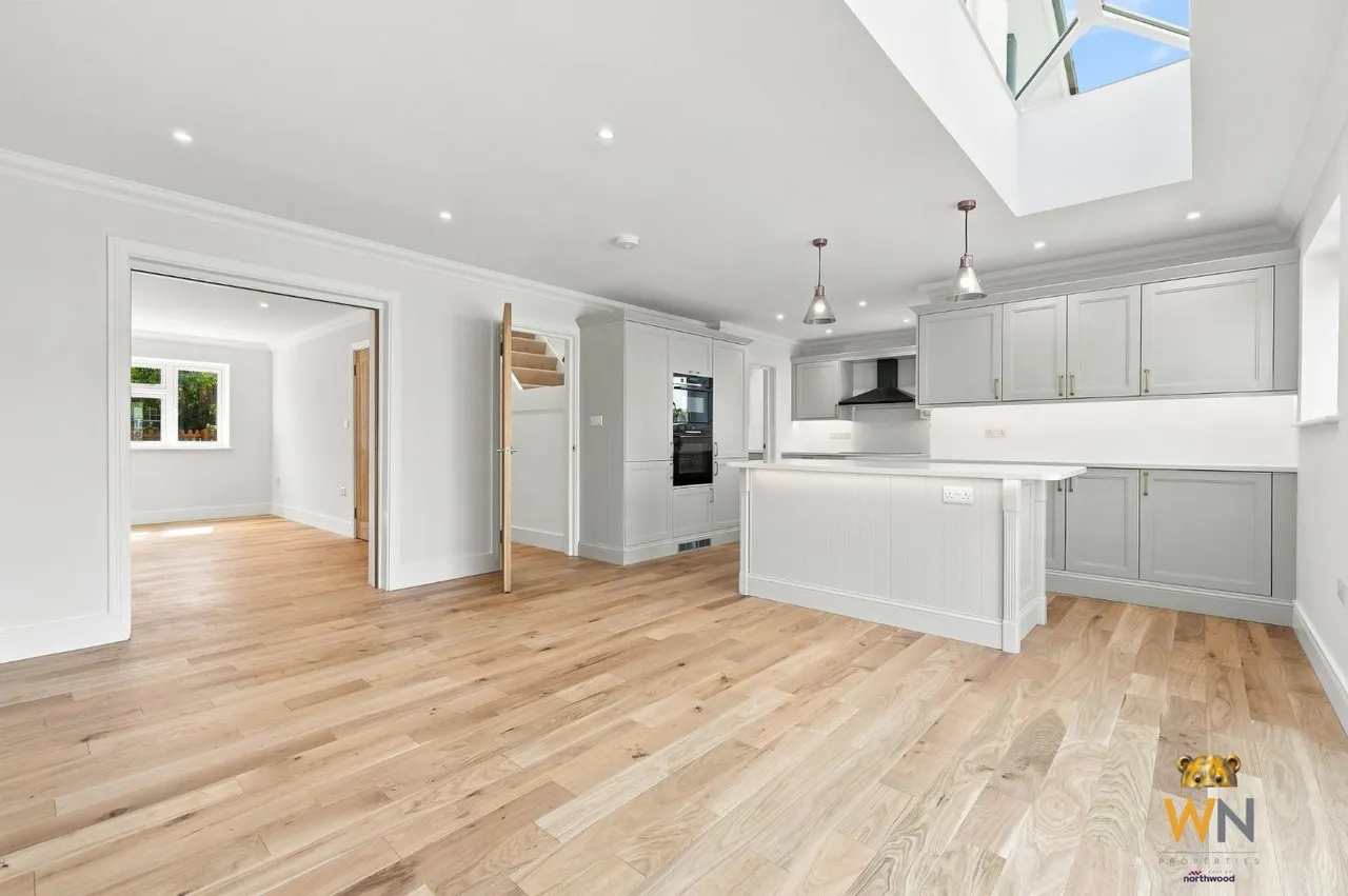 Tennyson Road, Brentwood, CM13, photo 9
