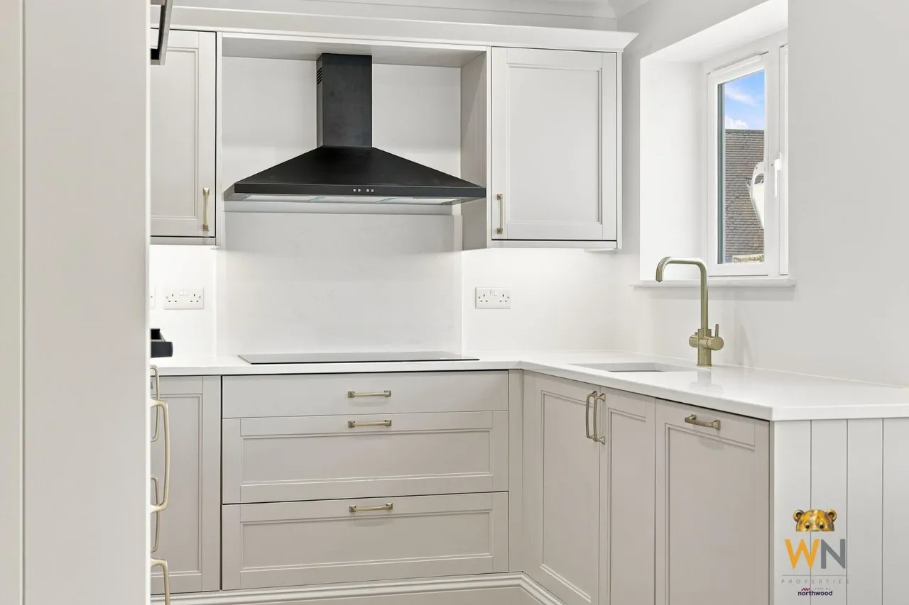 Tennyson Road, Brentwood, CM13, photo 11