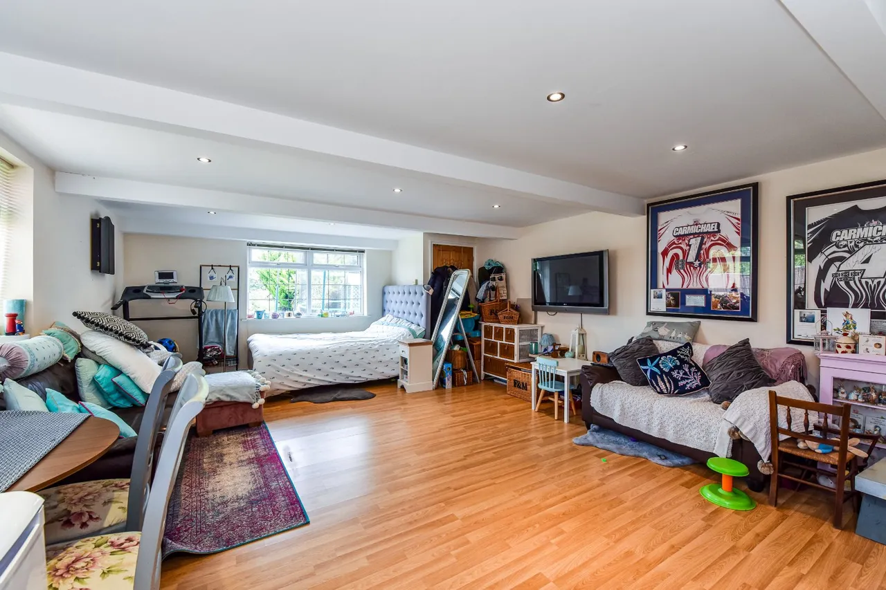 Southampton Road, Cadnam, SO40, photo 10