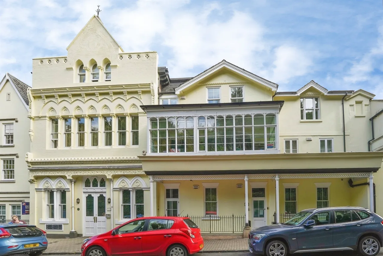 2 bed flat for sale, Wells Road, Malvern, WR14
