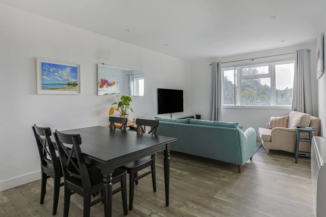 Bournemouth Road, Poole, photo 5