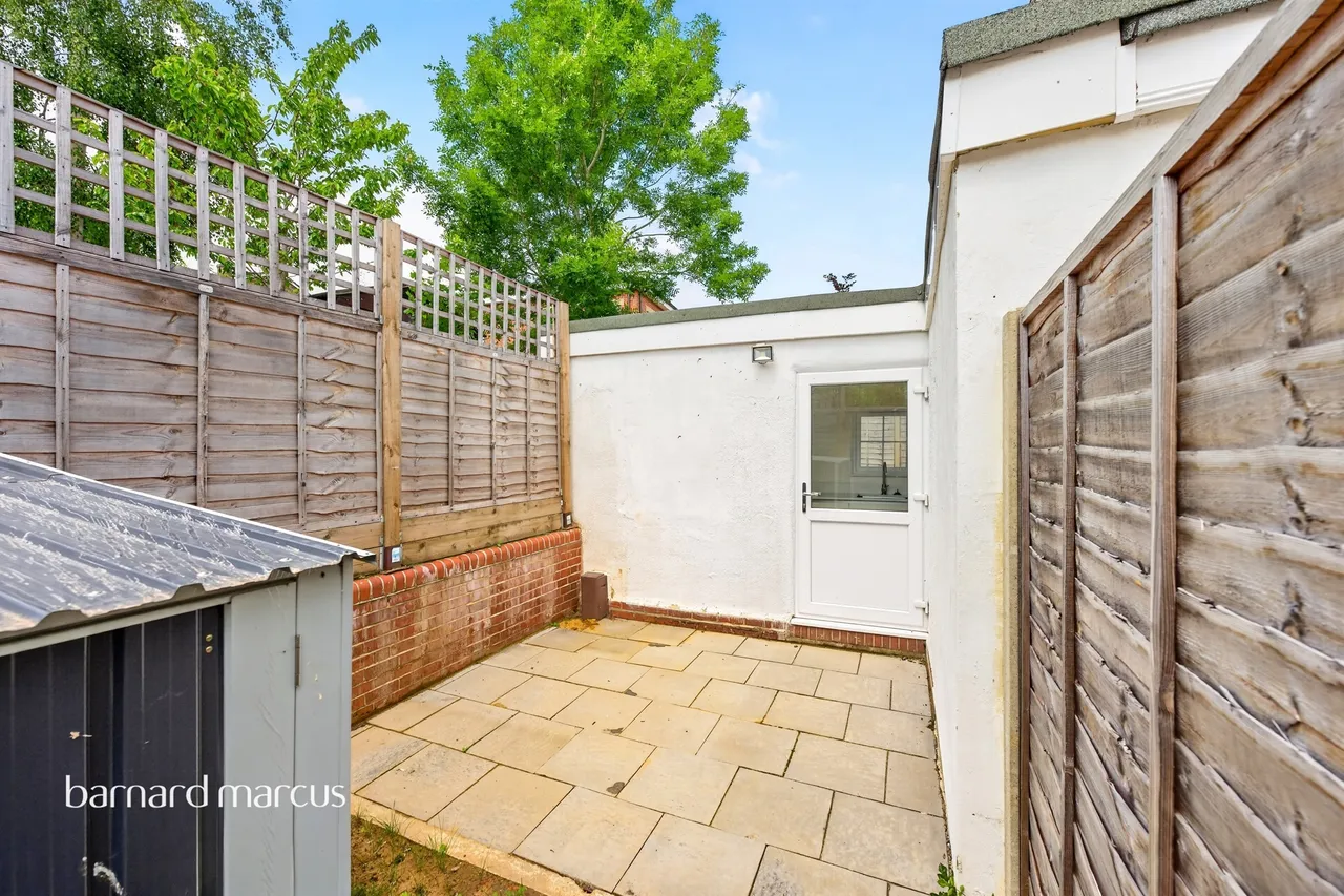 Dene Street, Dorking, photo 9