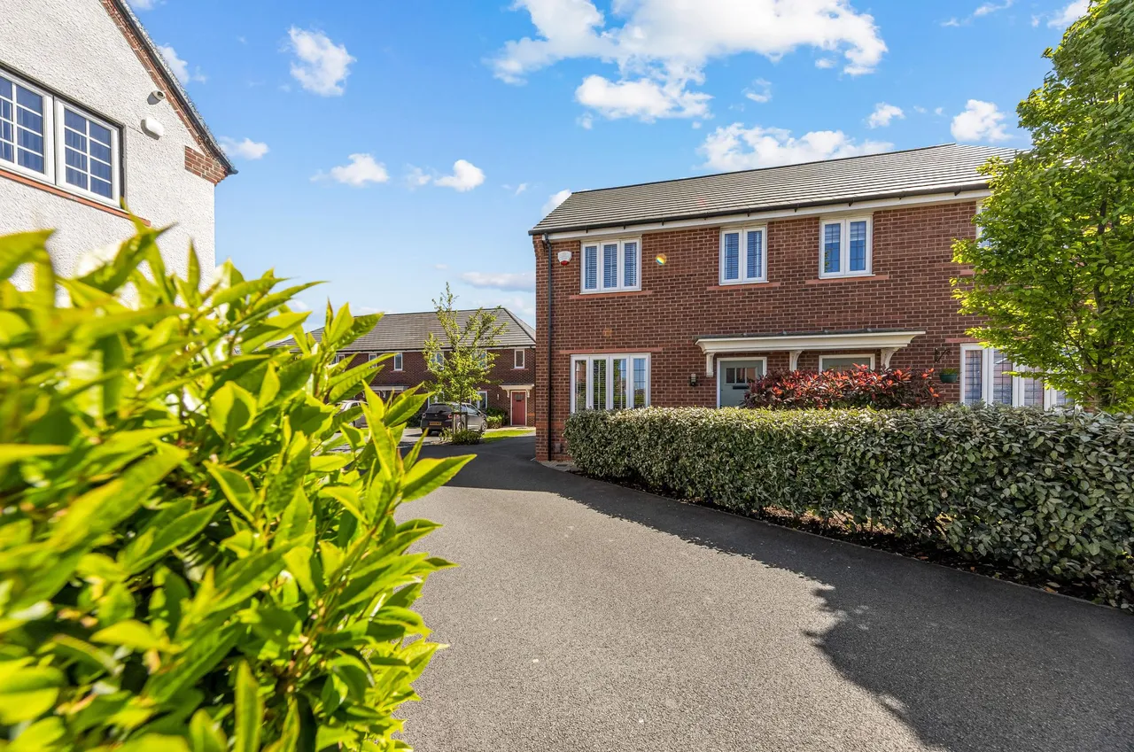 Oak Green Road, Lowton, Warrington, Warrington, WA3 2UH, photo 5