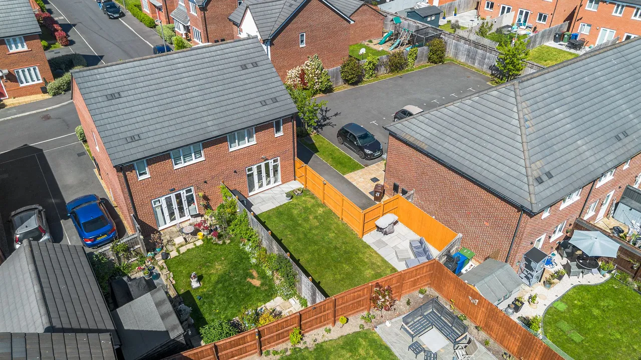 Oak Green Road, Lowton, Warrington, Warrington, WA3 2UH, photo 22