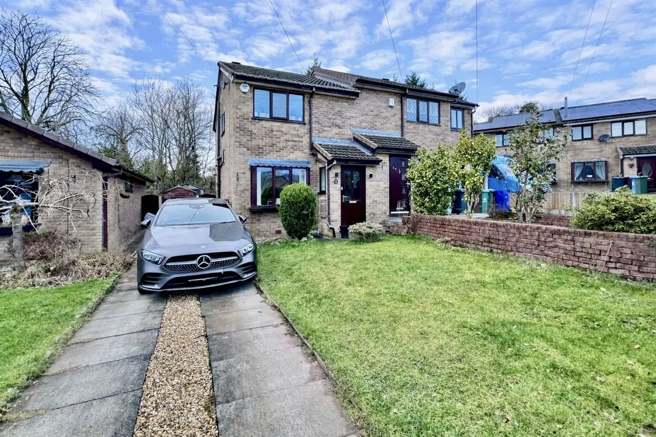 2 bed house for sale, Holly Bank, Hyde