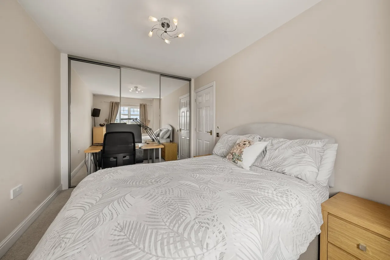 32 Oxley Road, HD2 1NX, photo 12