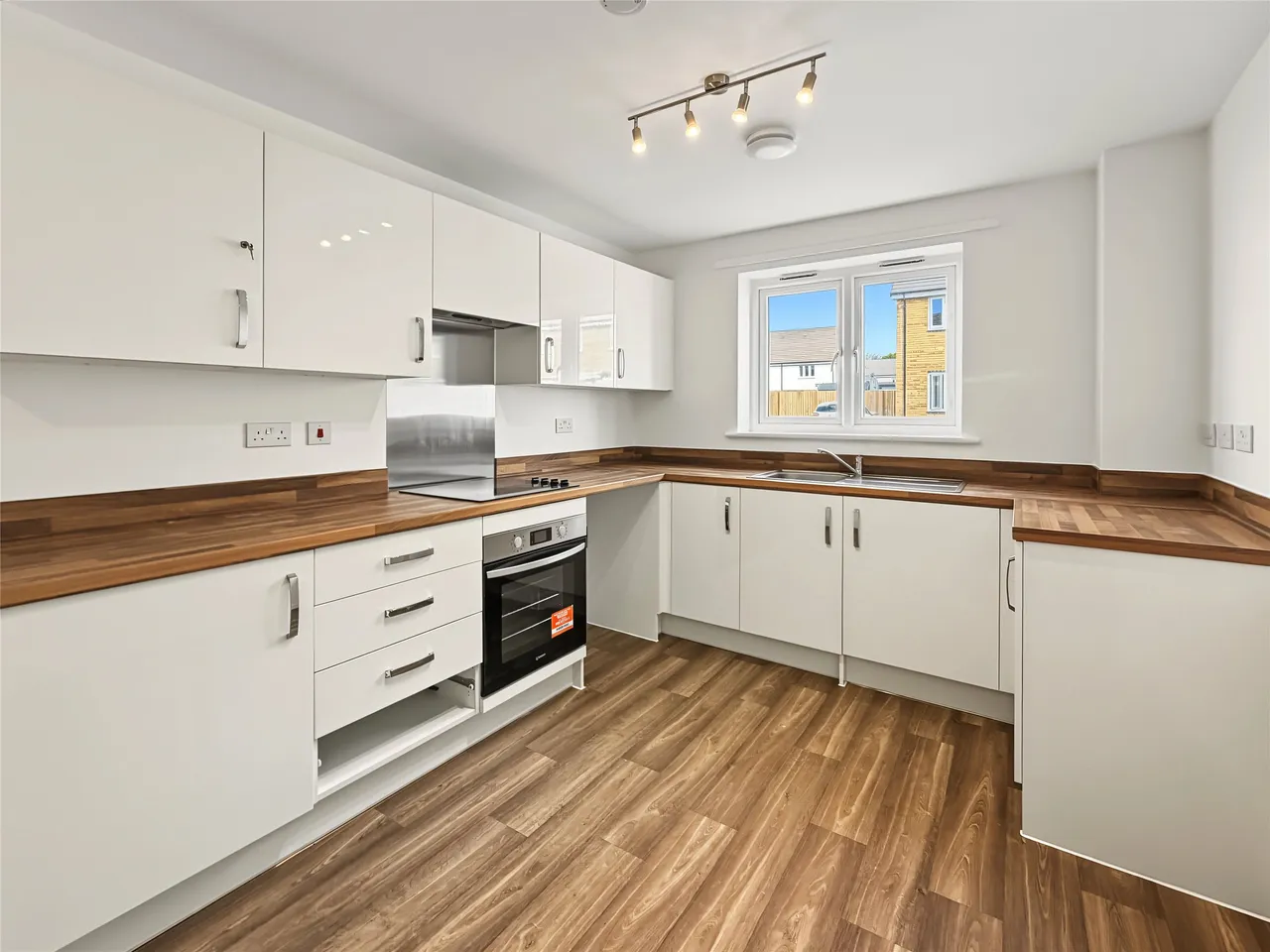East Hill Lane, Bideford, EX39, photo 3