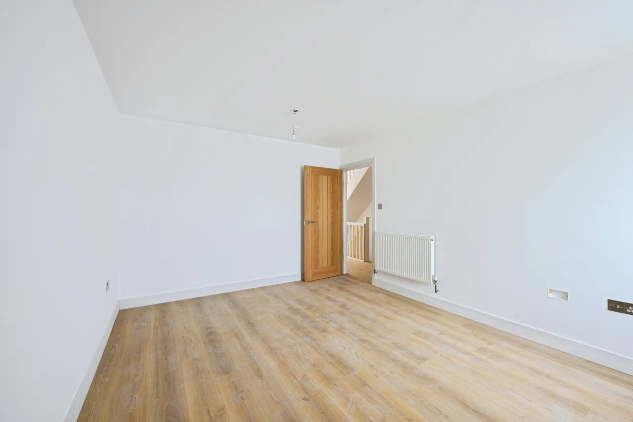 Station Approach, Whyteleafe, Surrey, CR3, photo 10