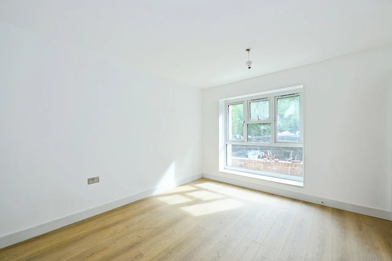 Station Approach, Whyteleafe, Surrey, CR3, photo 12
