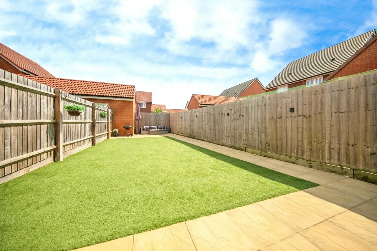 Oak Apple Drive, Stowupland, Stowmarket, Suffolk, IP14, photo 7