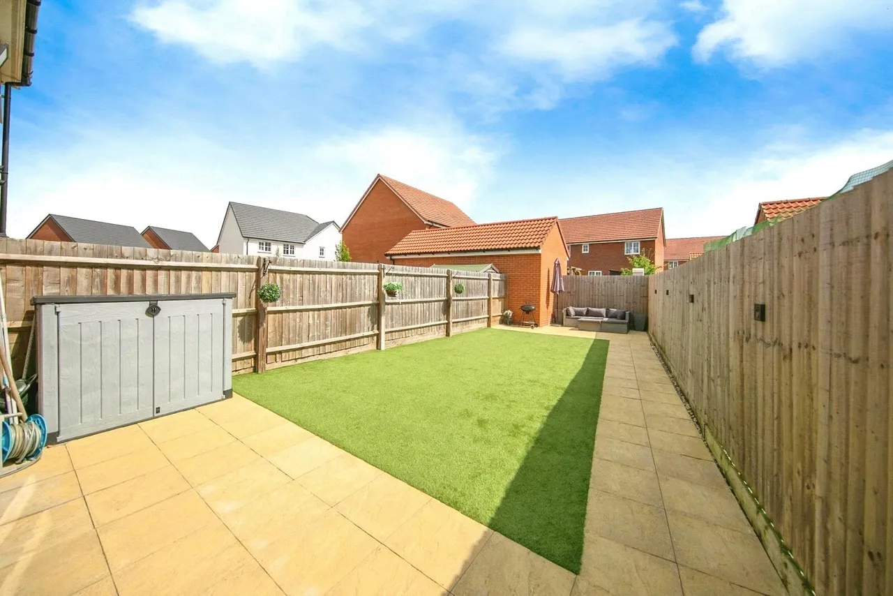 Oak Apple Drive, Stowupland, Stowmarket, Suffolk, IP14, photo 6